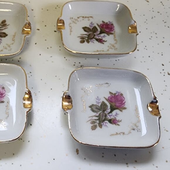 Royal Sealy Japan Porcelain Moss Ross- Set of 4 Ashtrays/Trinket Trays - Picture 3 of 3